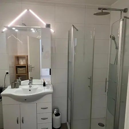 1 Raumwohnung Fur 2 Gaste *